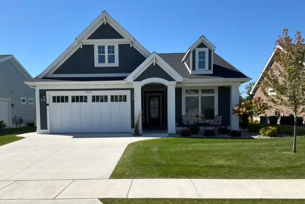 4219 Village Green, Freeland, MI 48623