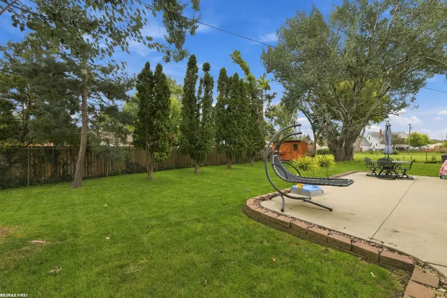 23789 Whitley, Clinton Township, MI 48035 - #2