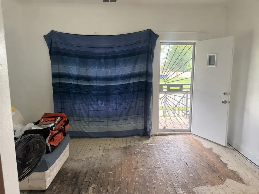 11739 Dyar, Hamtramck, MI 48212 - #2