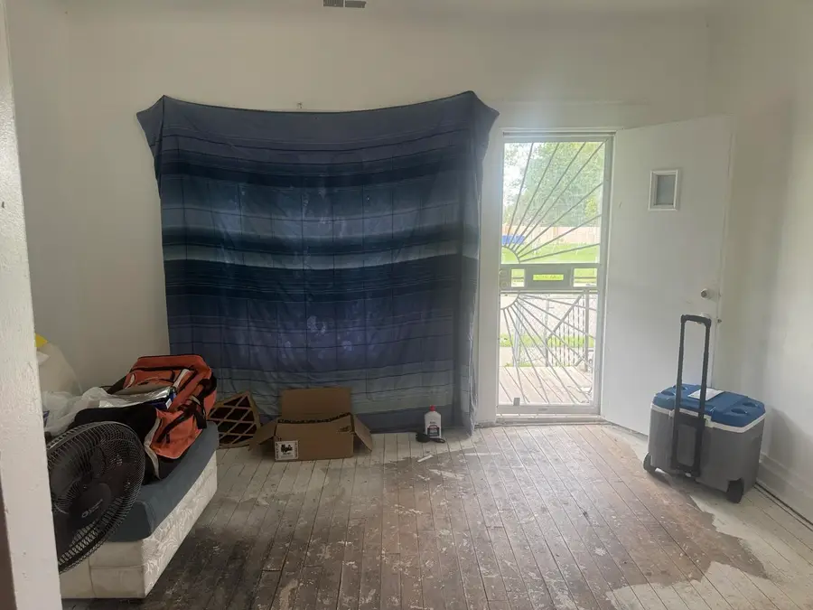 11739 Dyar, Hamtramck, MI 48212 - #3