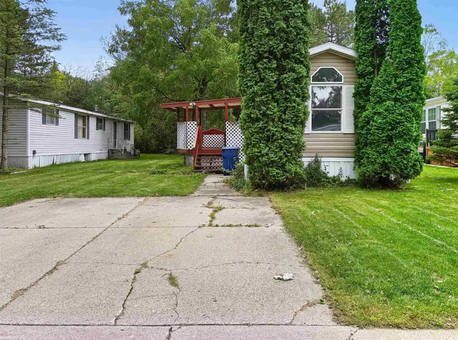 225 Warwick, Auburn Hills, MI 48326 - #2