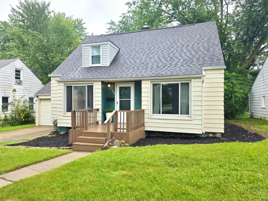 725 Freemont, Flint, MI 48504 - #2
