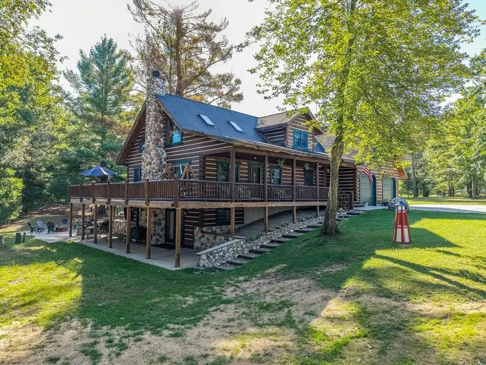8328 White Pine, Harrison, MI 48625 - #1