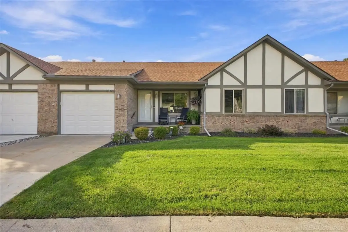 15880 N Magnolia, Clinton Township, MI 48038 - #1