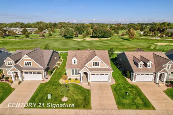 4295 Village Green, Freeland, MI 48623
