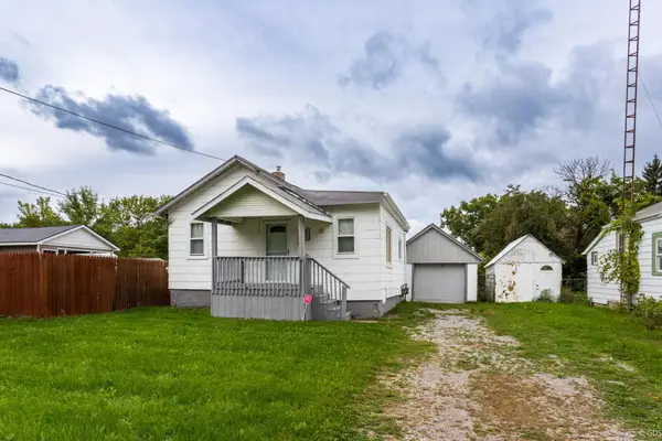 1235 Norton, Burton, MI 48529