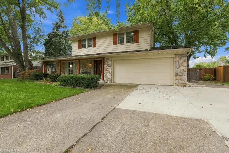 39948 Twenlow, Clinton Township, MI 48038 - #3