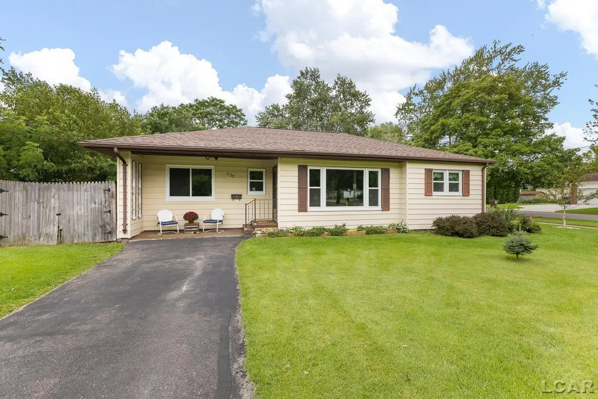 416 S Scott, Adrian, MI 49221 - #1