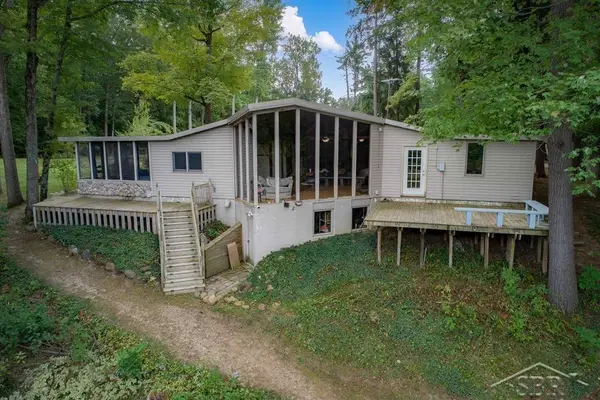 90 Wiley, Midland, MI 48640
