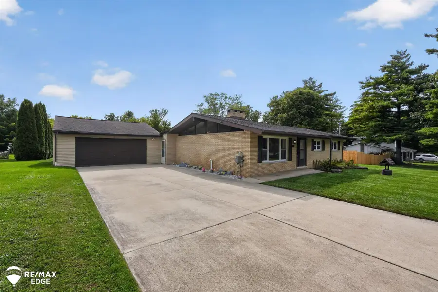 3338 Shannon, Burton, MI 48529 - #2