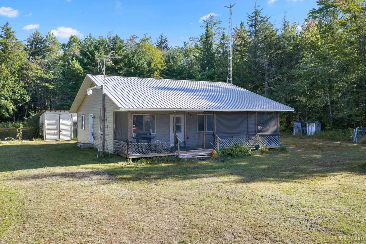2192 Doe Lake Rd, Munising, MI 49862 - #1