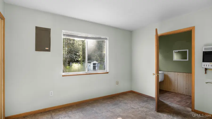2192 Doe Lake Rd, Munising, MI 49862 - #3
