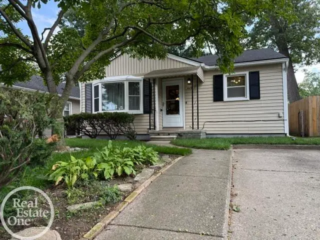 628 E Drayton, Ferndale, MI 48220 - #2