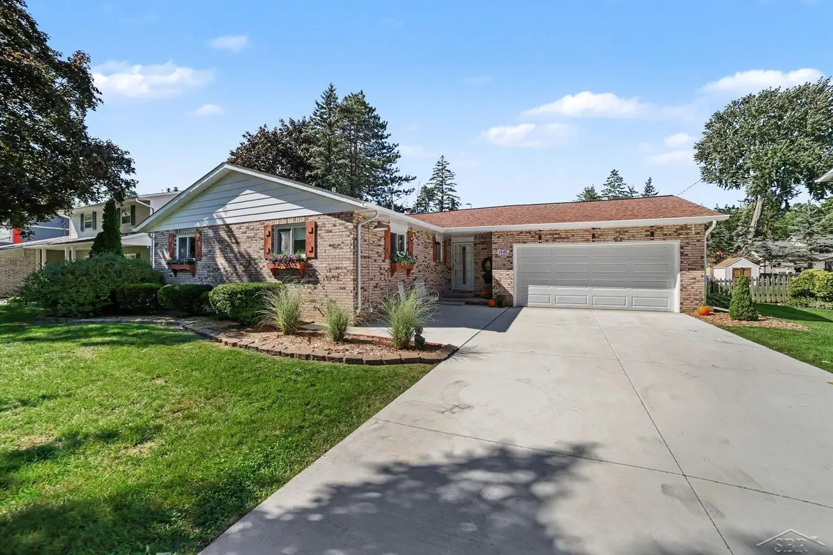1445 Vancouver, Saginaw, MI 48638 - #1