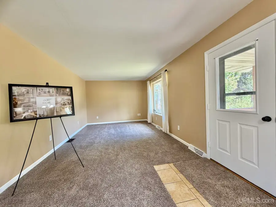 216 Parkway, Kingsford, MI 49802 - #2