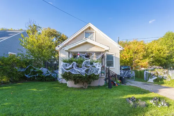 1497 Connell, Burton, MI 48529
