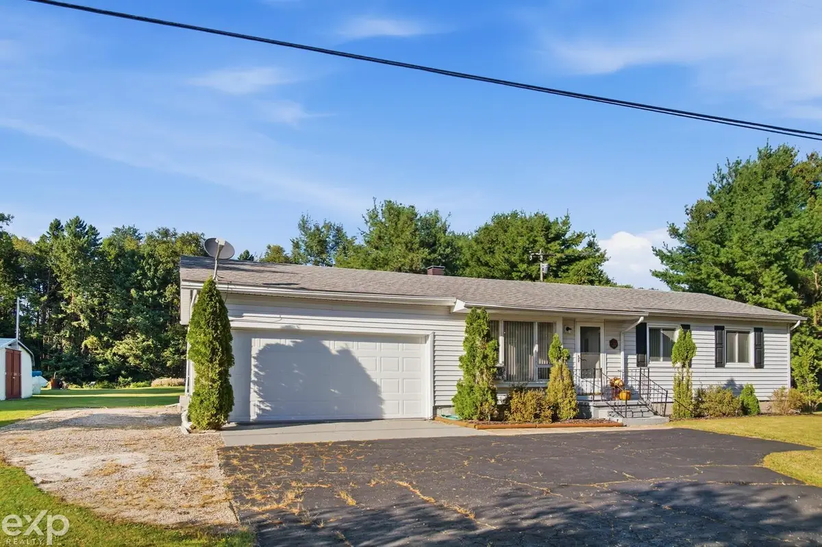 6215 Deckerville, Deckerville, MI 48427 - #1