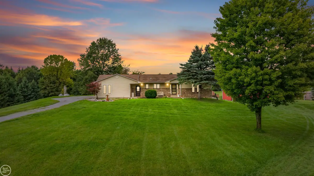238 Parkwood, Metamora, MI 48455 - #1