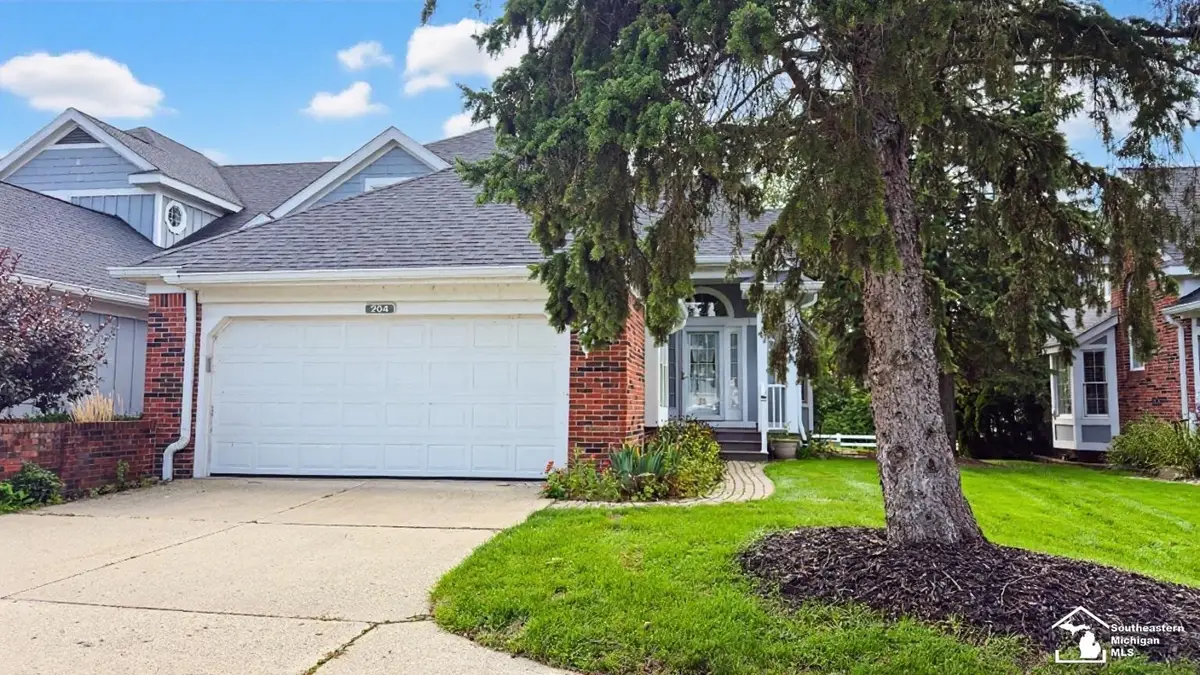 204 Meadowlands, Monroe, MI 48161 - #1