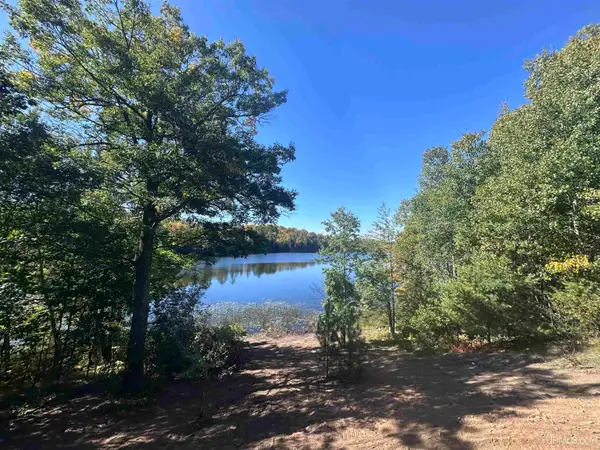 5021 Loon Lake Rd, Florence T-WI, WI 54121