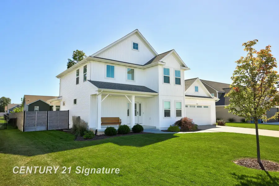 8660 Foxtail, Freeland, MI 48623 - #3