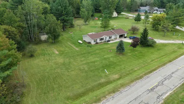 5348/5340 Avebury, Gladwin, MI 48624
