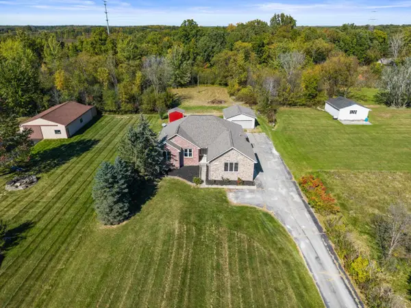 27777 29 Mile, Lenox, MI 48050