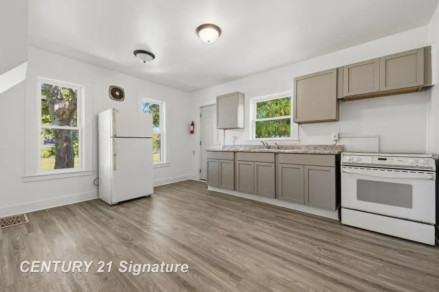 928 N Webster, Saginaw, MI 48602 - #3