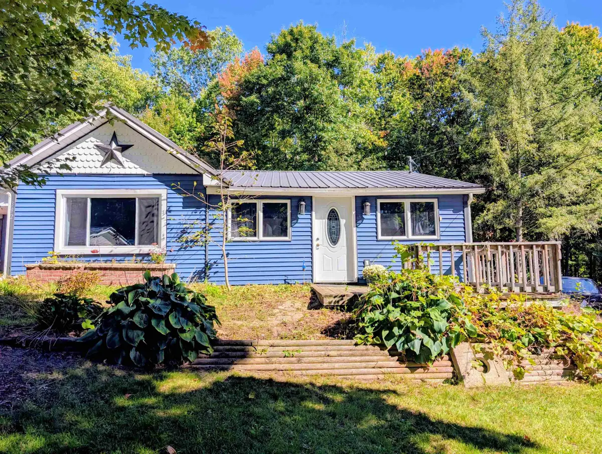 392 N Scott, Farwell, MI 48622 - #1