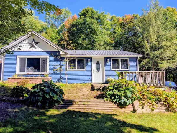 392 N Scott, Farwell, MI 48622