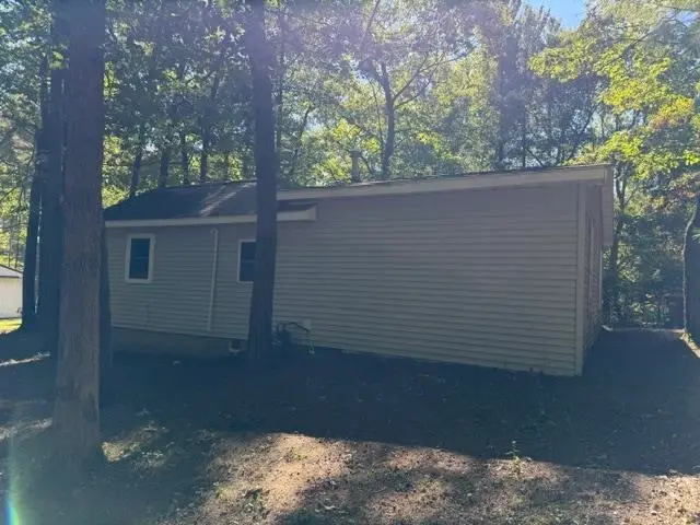 302 Wilson, Harrison, MI 48625 - #2