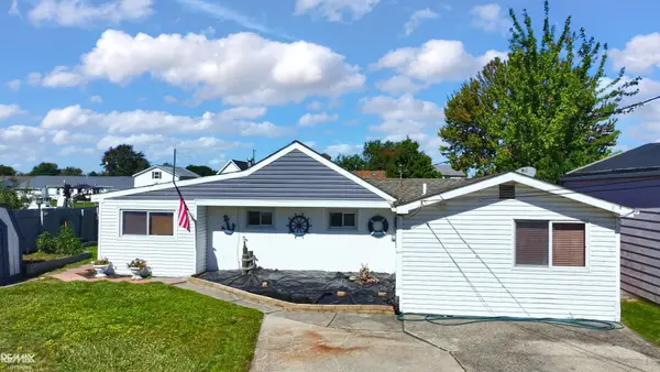 7248 Aqua Isle, Algonac, MI 48001