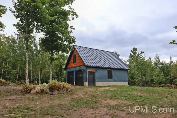 1085 N River, Gwinn, MI 49841