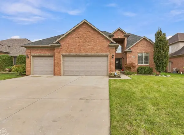 47376 Hidden Meadows, Macomb, MI 48044