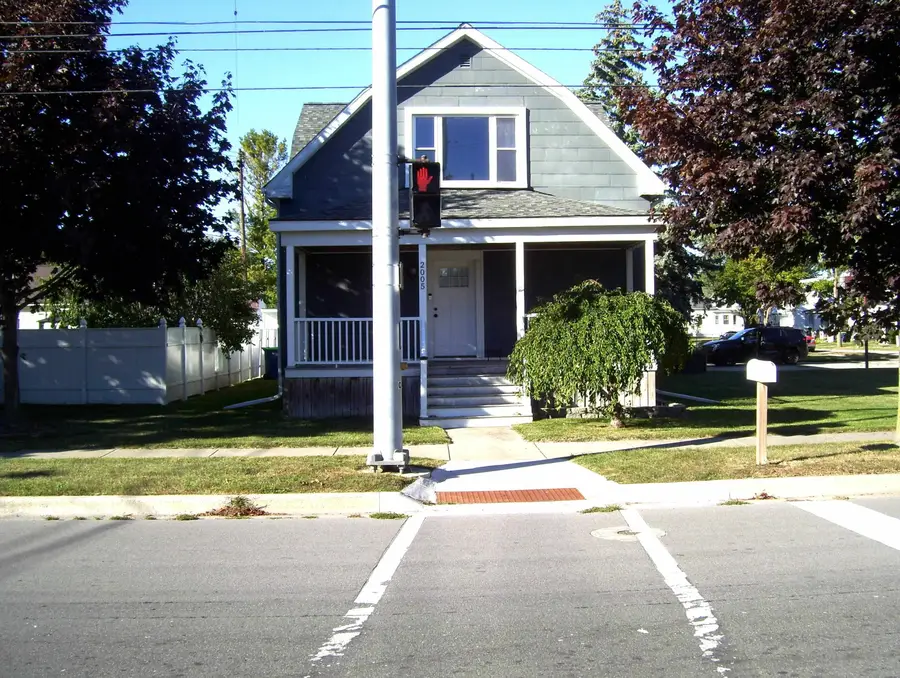 2005 22nd, Bay City, MI 48708 - #2