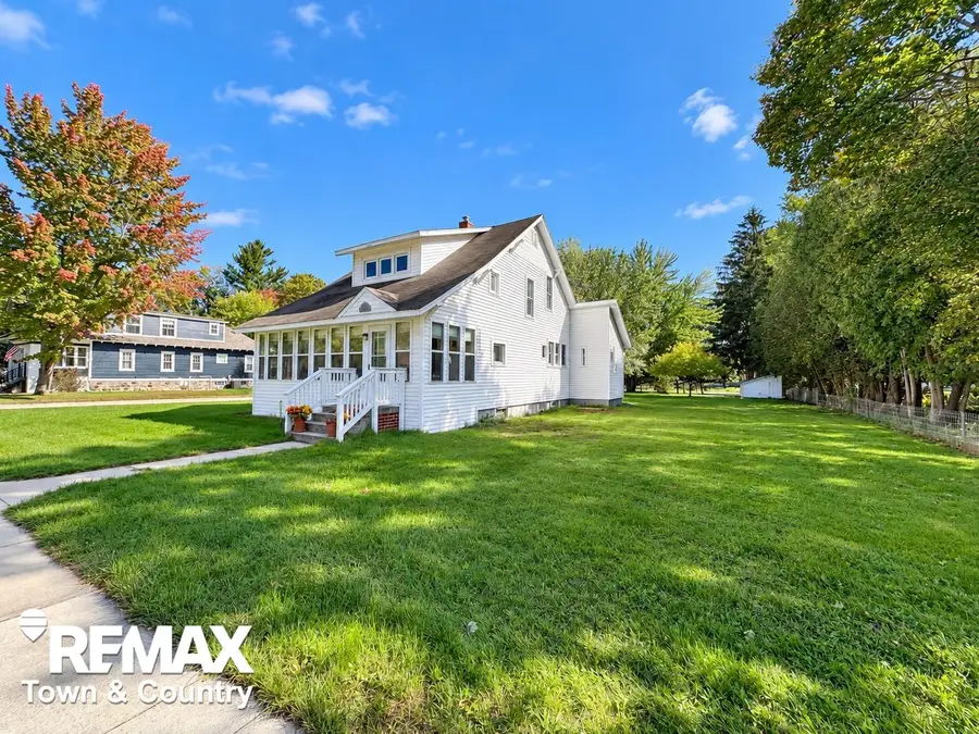 501 S Antler, Gladwin, MI 48624 - #2