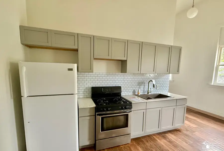 68 Navarre, Monroe, MI 48161 - #2