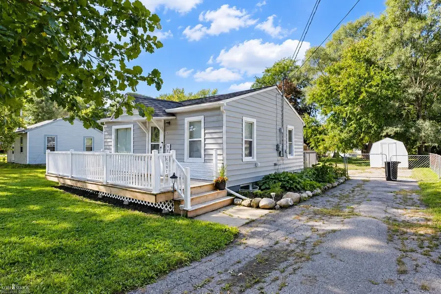 628 Aiken, Owosso, MI 48867 - #2