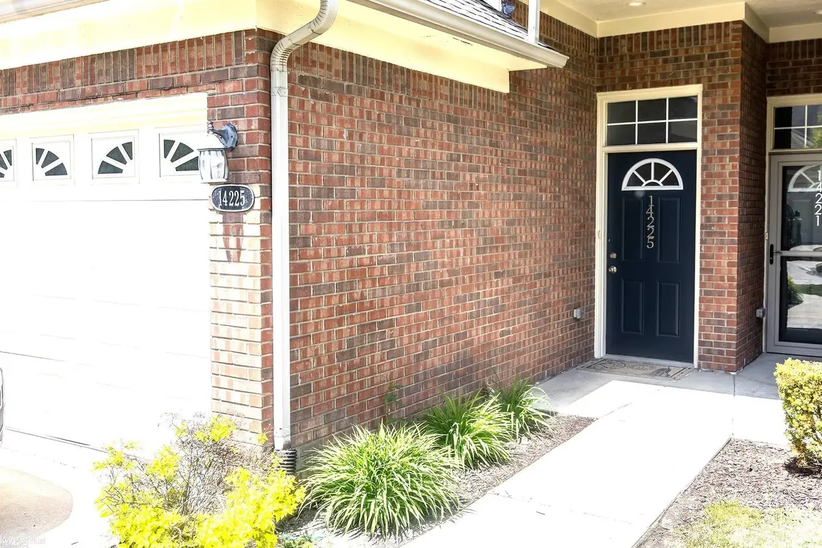 14225 Shadywood, Sterling Heights, MI 48312 - #1