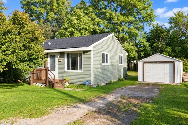 3259 Berent, Burton, MI 48529
