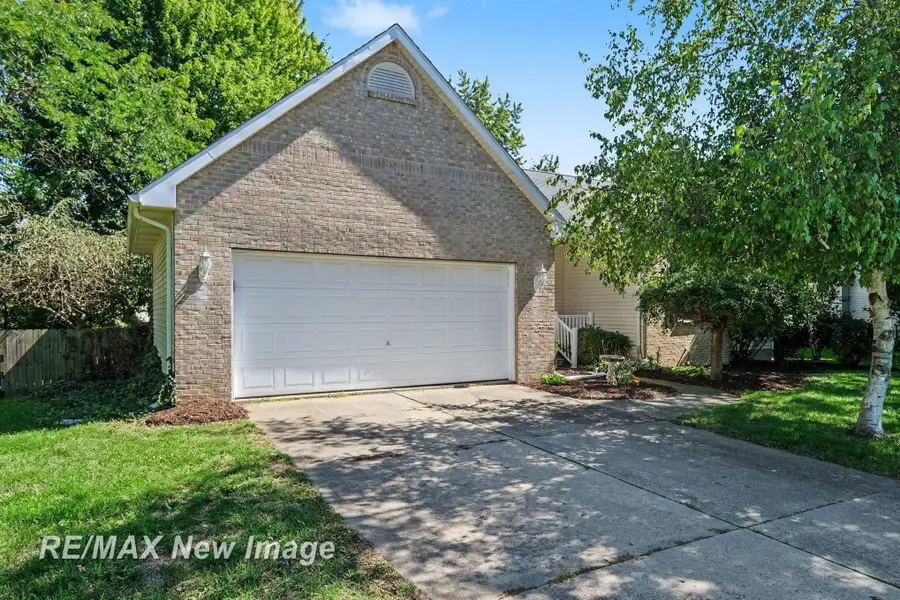 4439 W Edge, Grand Blanc, MI 48439 - #2