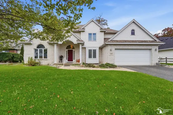 7365 Hidden Valley, Lambertville, MI 48144