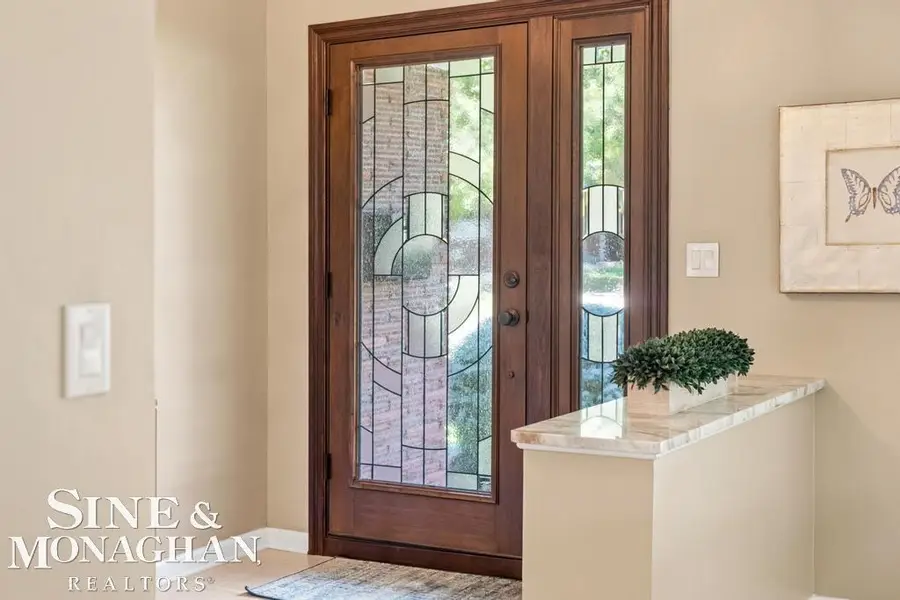 605 Hidden, Grosse Pointe Woods, MI 48236 - #3