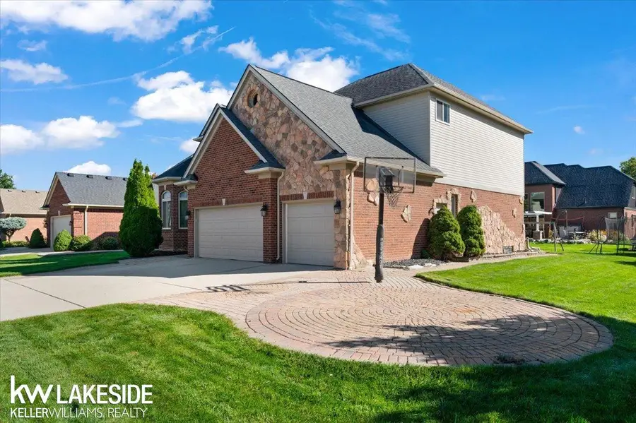 43526 Pintail, Clinton Township, MI 48038 - #3
