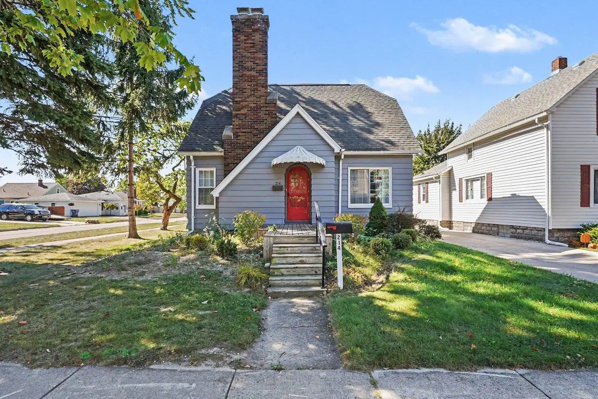 214 S Mountain, Bay City, MI 48706 - #1