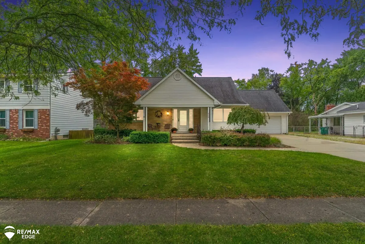 314 Cedarwood, Flushing, MI 48433 - #1