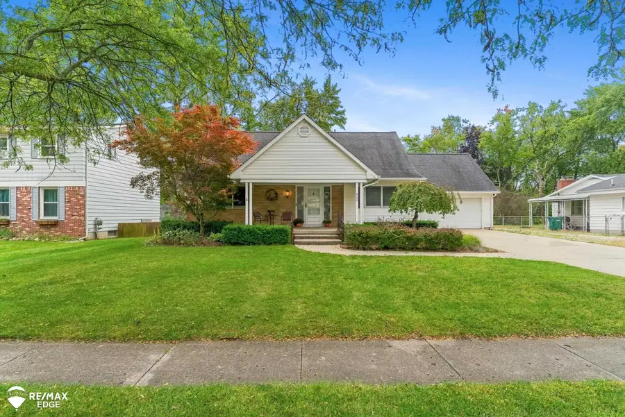 314 Cedarwood, Flushing, MI 48433 - #2