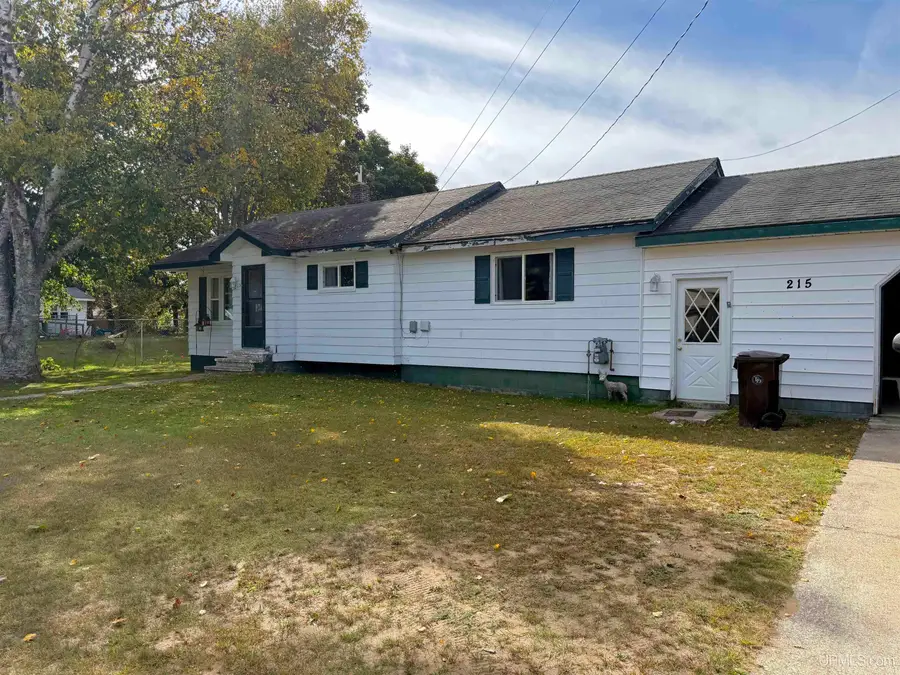 215 N 1st, Manistique, MI 49854 - #2
