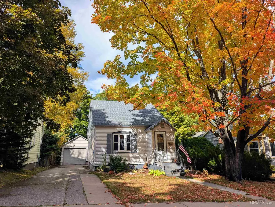 419 E Prospect, Marquette, MI 49855 - #2