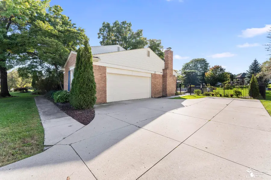 11265 Bellwood, Plymouth, MI 48170 - #2